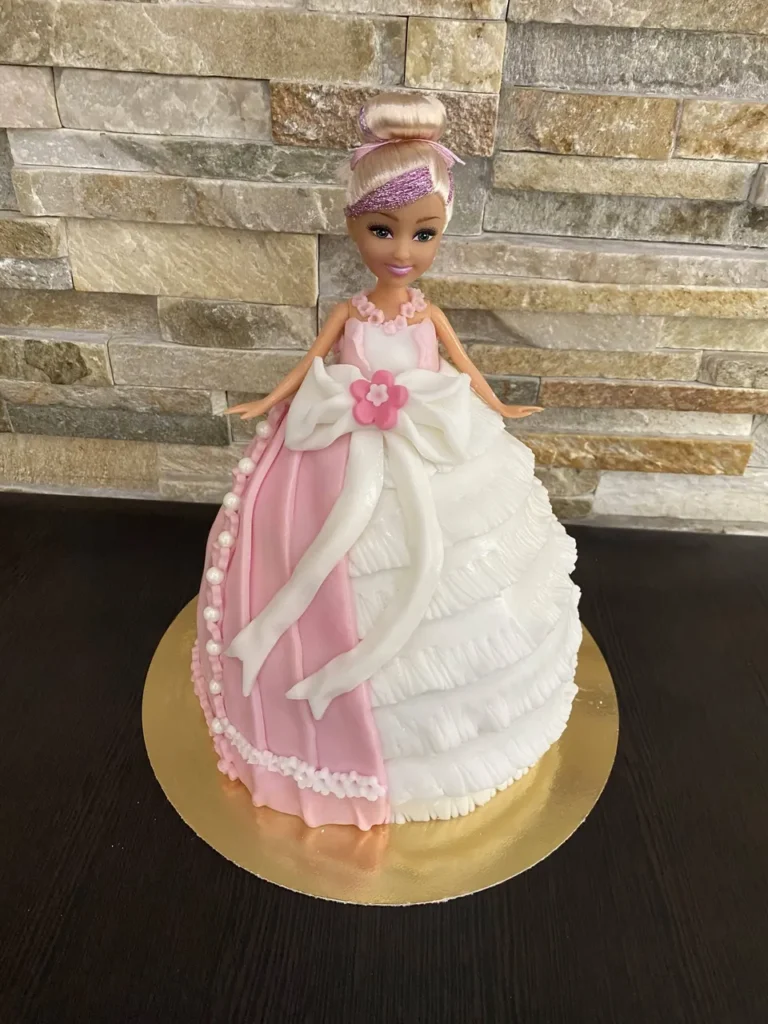 Elkészült torta