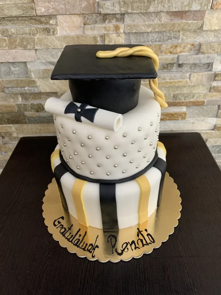 Elkészült torta
