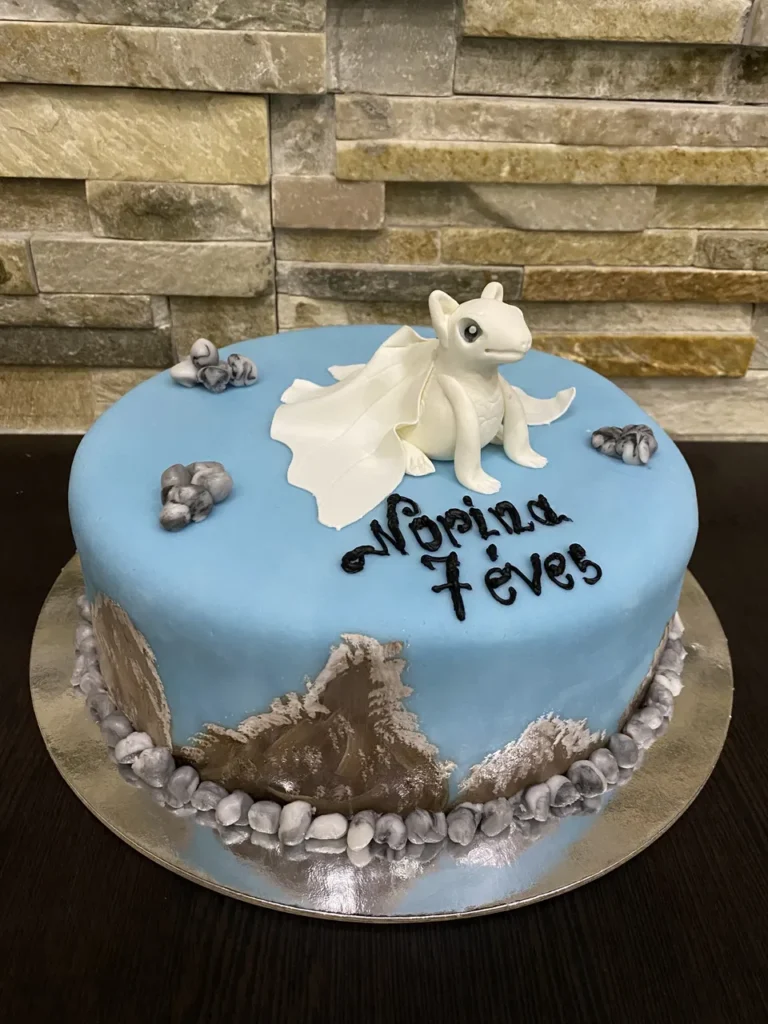 Elkészült torta
